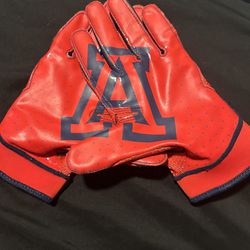 NCAA Arizona Wildcat Football Gloves Size L
