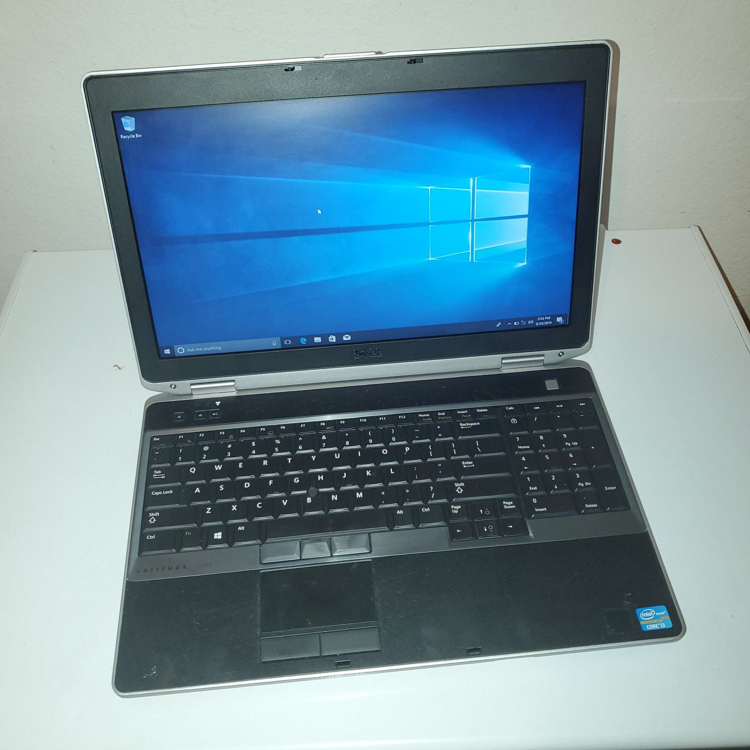 Dell Latitude 15 inch Laptop-Windows 10 Pro- Core i3