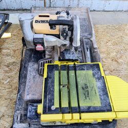DeWalt 10"  Heavy Duty Wet Tile Saw