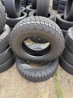 2 llantas 245/75/17 95% de vida