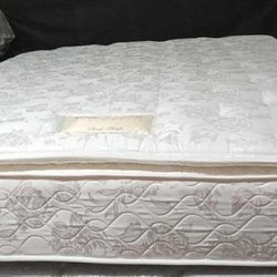 Queen Size Mattress (Colchón Queen Size)
