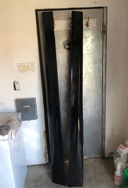 2006 BMW 325i skirts