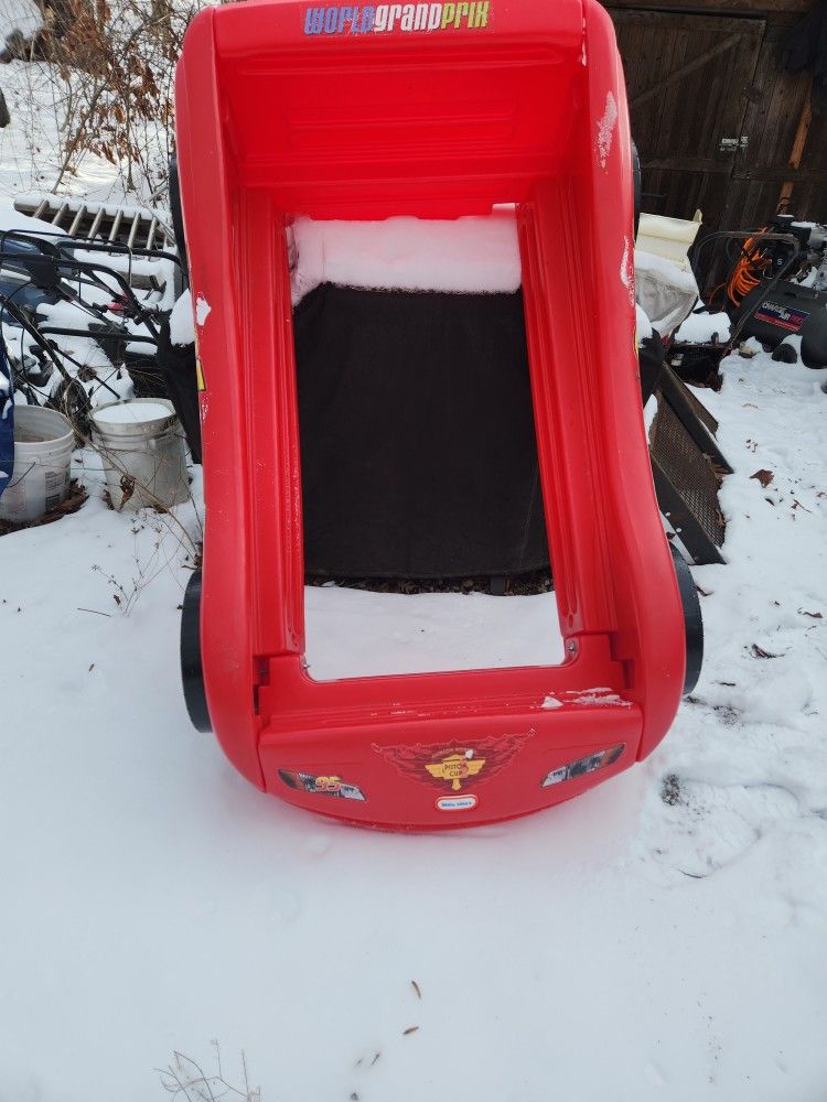 Little Tikes Lightning McQueen Kids Bed