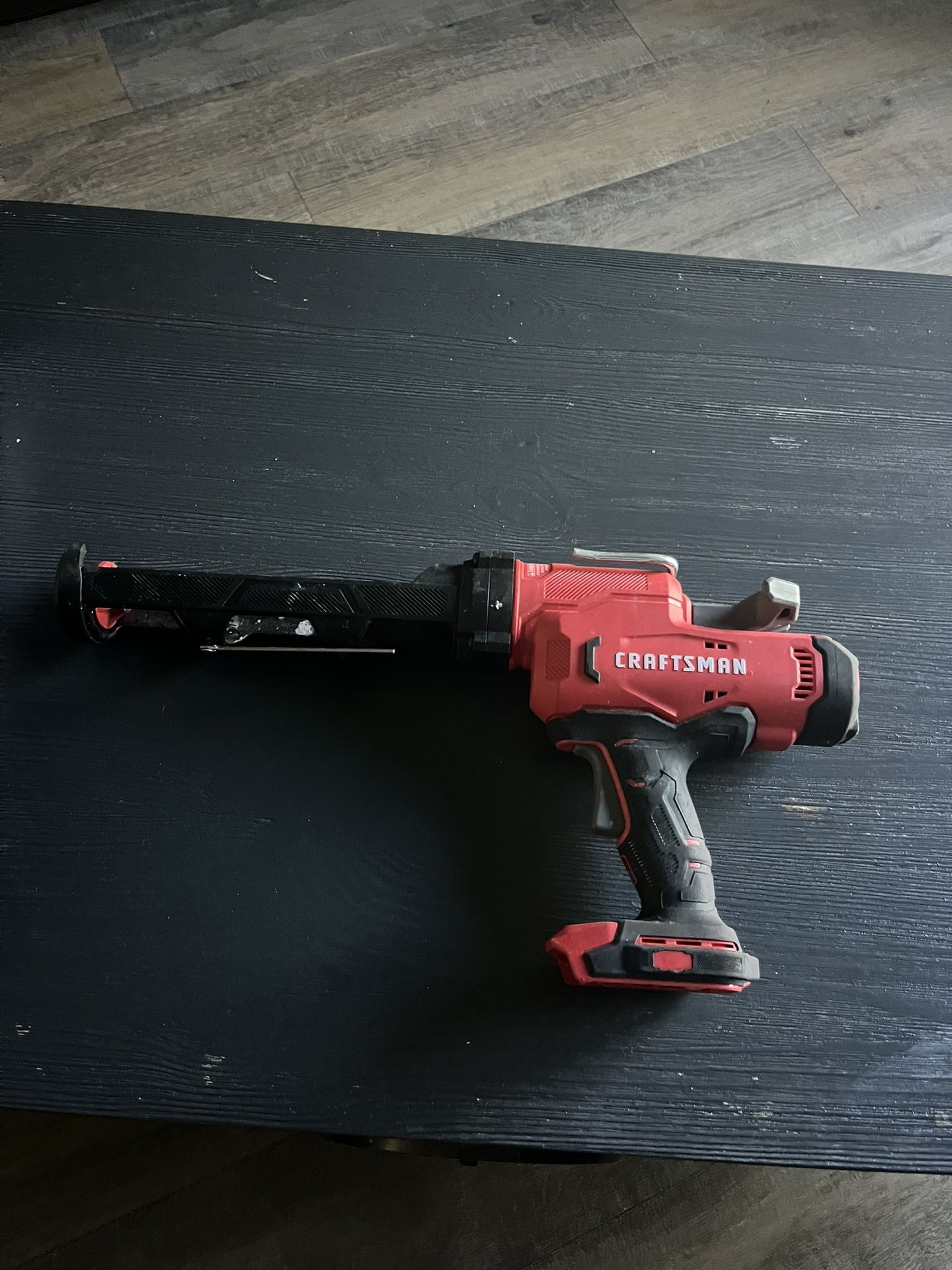 CORDLESS CRAFTSMAN CAULK GUN TOOL ONLY