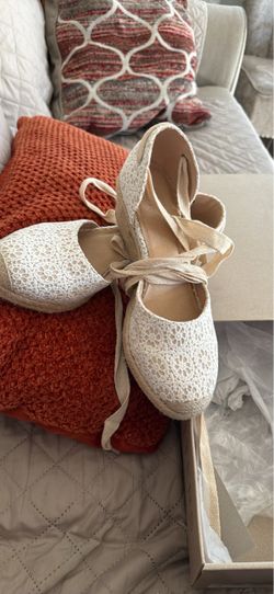 Women shoes size 9