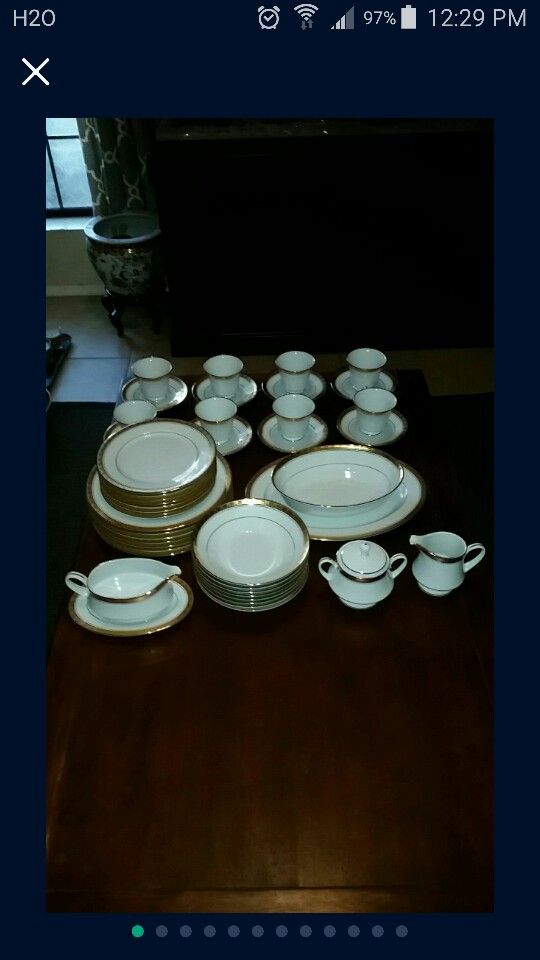 Nortake Fine China 47 Piece Set With Gold Rims