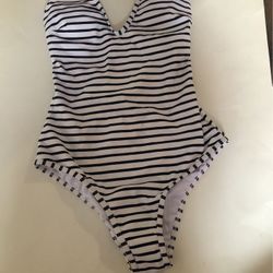 Cupshe Swimsuit 