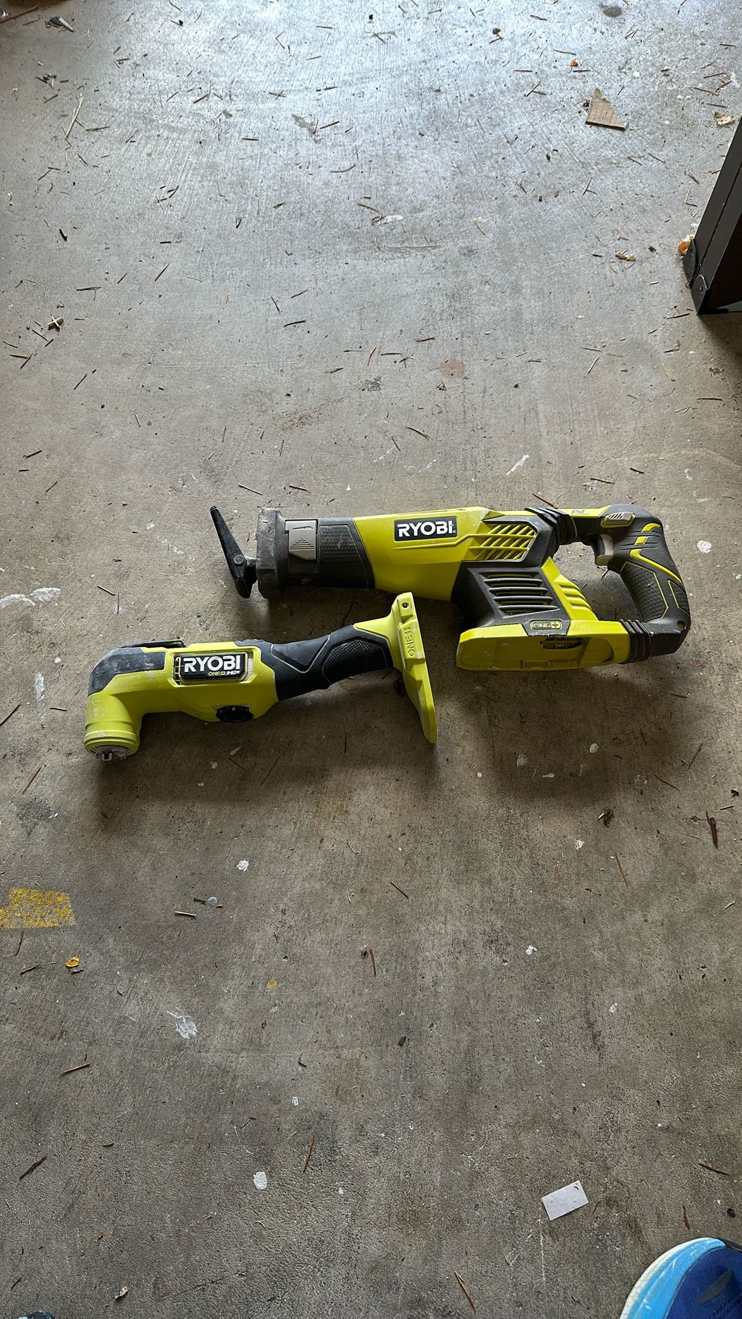 Ryobi Multitool And Reciprocating Saw (tools Only)