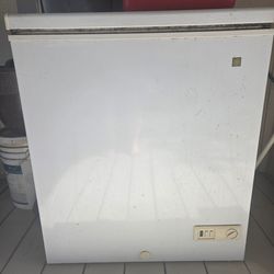 Deep freezer