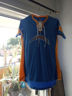 Women's chargers  team apparel