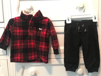 Carters two piece fleece outfit-6 Months