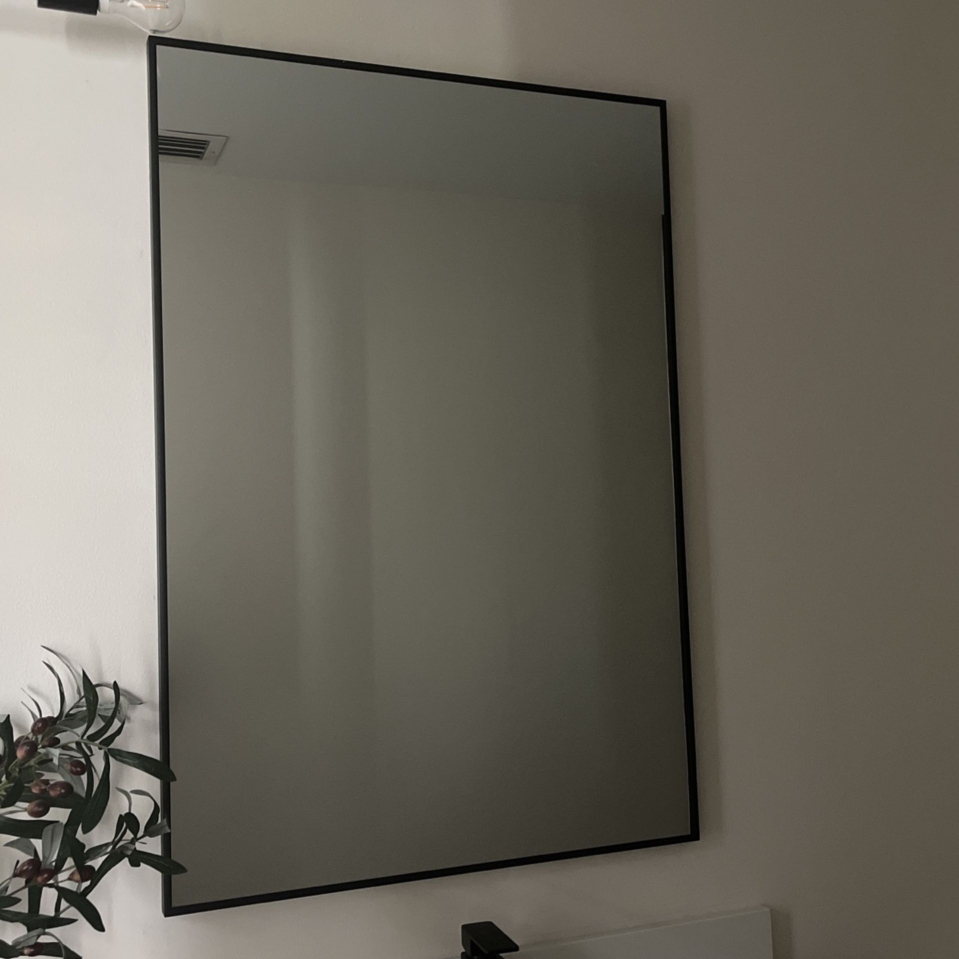 26x38 Mirror