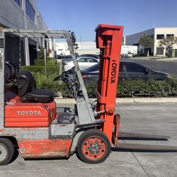 Toyota Forklift 4700lb LP Gas – $3,500