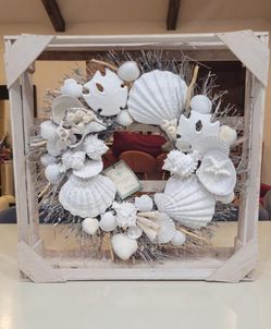 20" Seashell Wreath Shoreline Luxury Mixed Assortment Natural Preserved