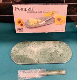 Vintage Pompeii collection natural marble cheese tray with matching knife
