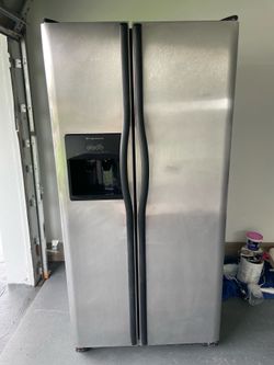 Frigidaire 26 cu. ft. Stainless Steel Side-by-Side Refrigerator – 100% Functional!