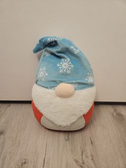 Squishmallows 8" Garrett the Christmas Holiday Edition Gnome