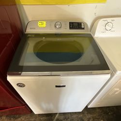 Large Capacity Maytag 5.3 Cu Ft  Top Load Washer