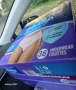 NEW Big Box of Always Discreet Adult Incontinence Underwear, Large, 38 Count