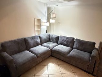 Sectional couch