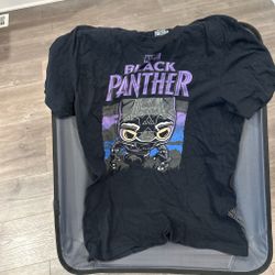 Black panther Funko pop tee size medium