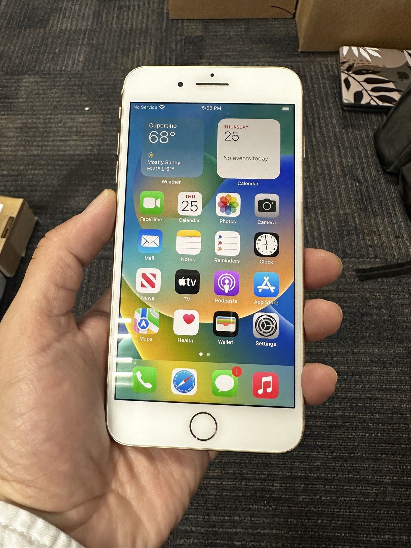 iPhone 8 Plus 64gb Rose Gold