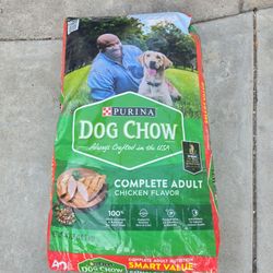New sealed Purina Dog Chow 40lbs
