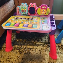 Purple And Pink Children's Learning Desk