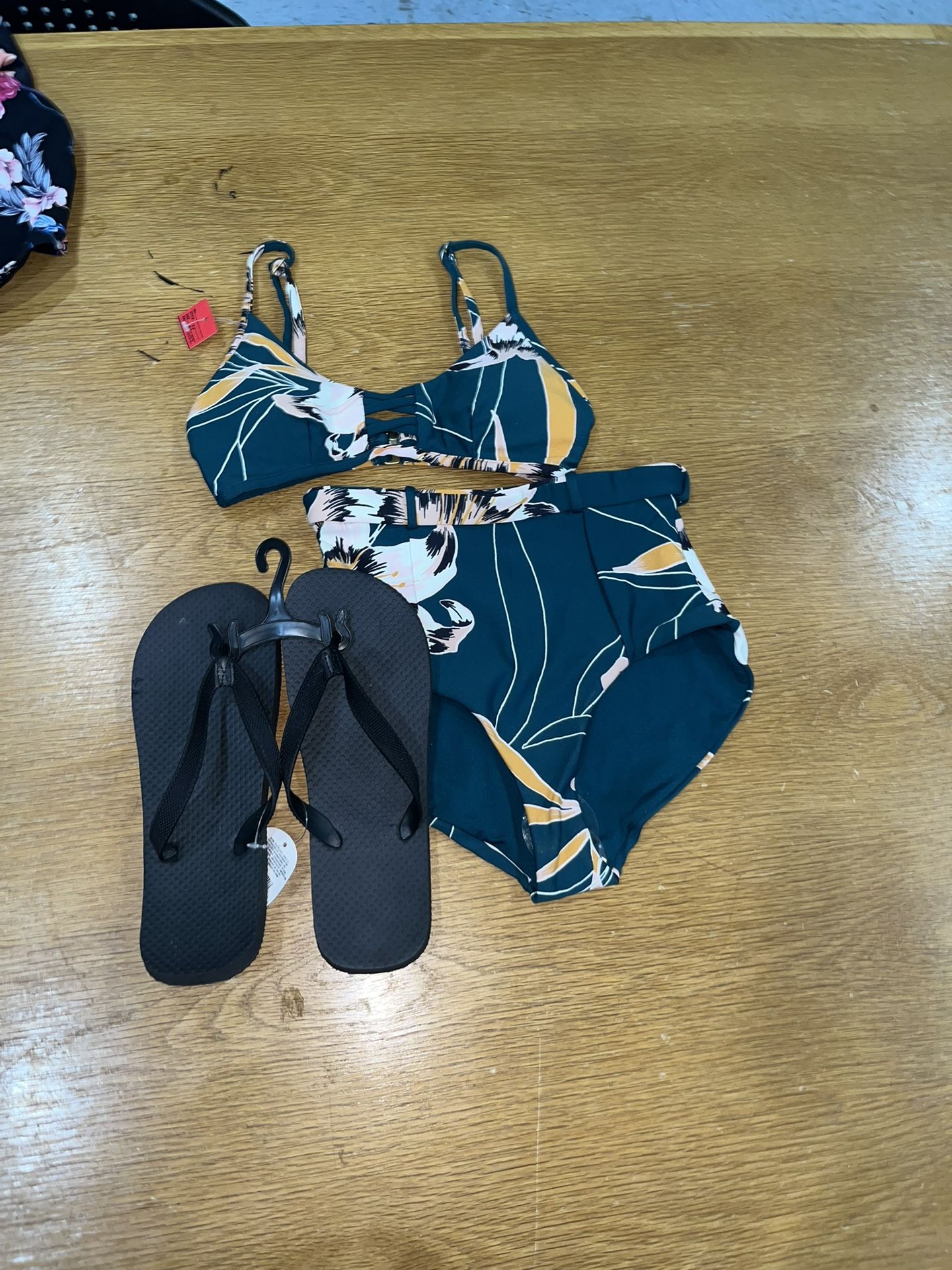 Green Bikini Set Size 4