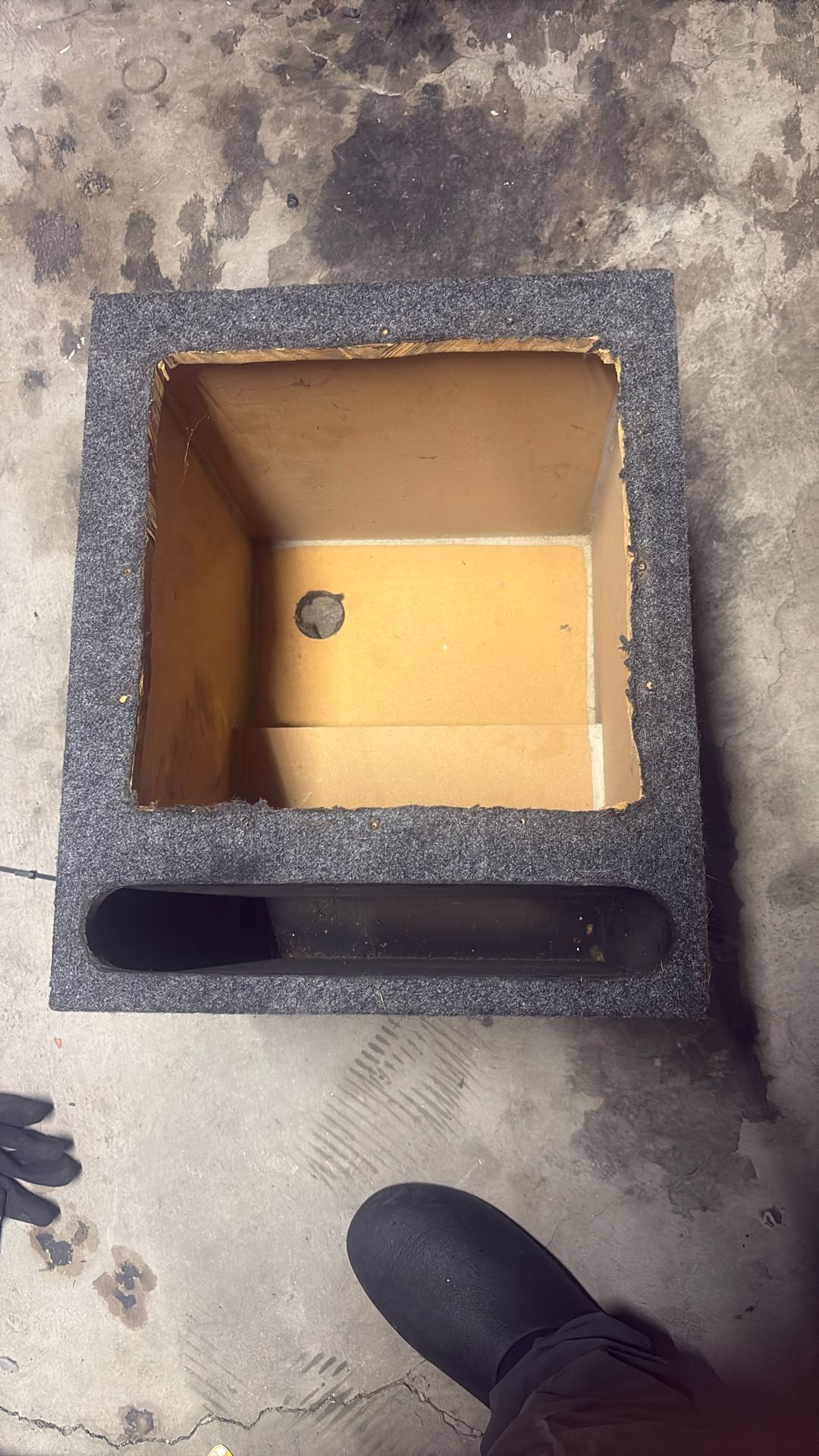 12” Kicker L7 Box