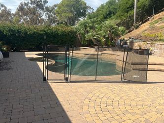 Black Mesh Pool Safety Fence with Gate