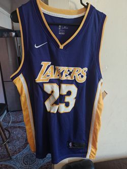 LeBron James Jersey $20 Obo