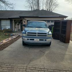 2001 Dodge Ram 1500 5.2 Motor It's My Daily