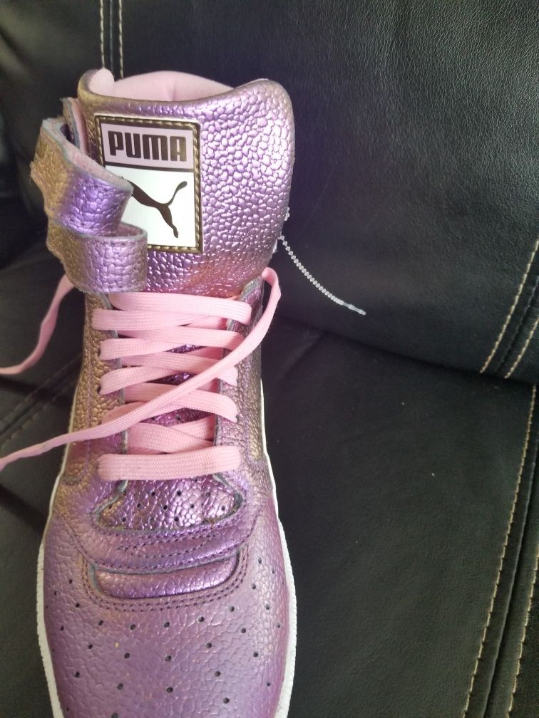 Never worn (PUMA'S) cute & Girly just $15