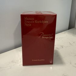 BACCARAT  Brand New 