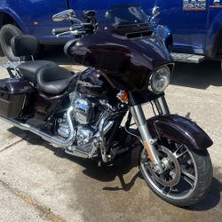 2014 Harley Davison Street Glide 