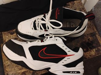 Nike Air Monarch