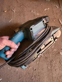 Makita belt sander
