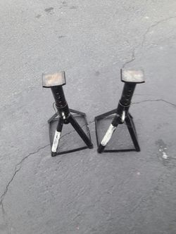 Torres para levantar un carro a una traila $20 precio fijo