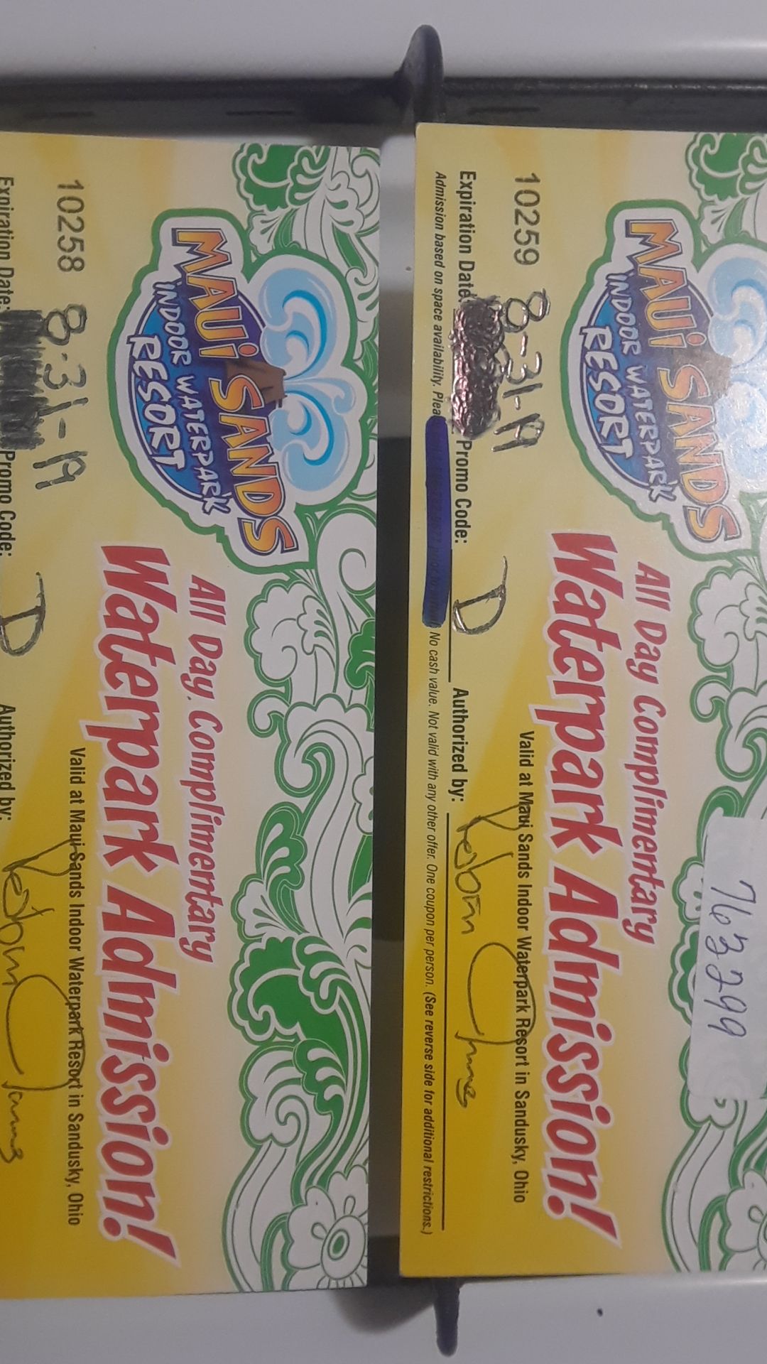 2 Maui sands water park tickets