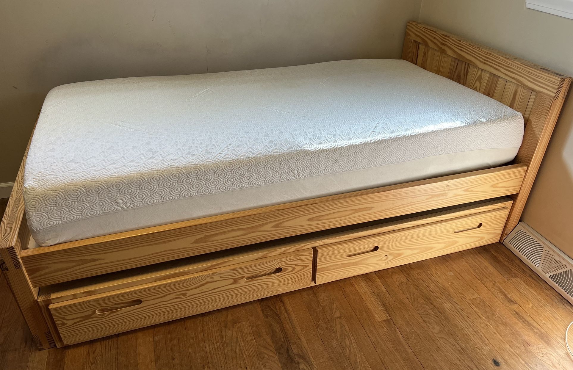 THIS END UP twin bed and drawer unit
