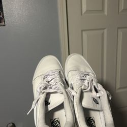 White Knu Skool Vans Size 12