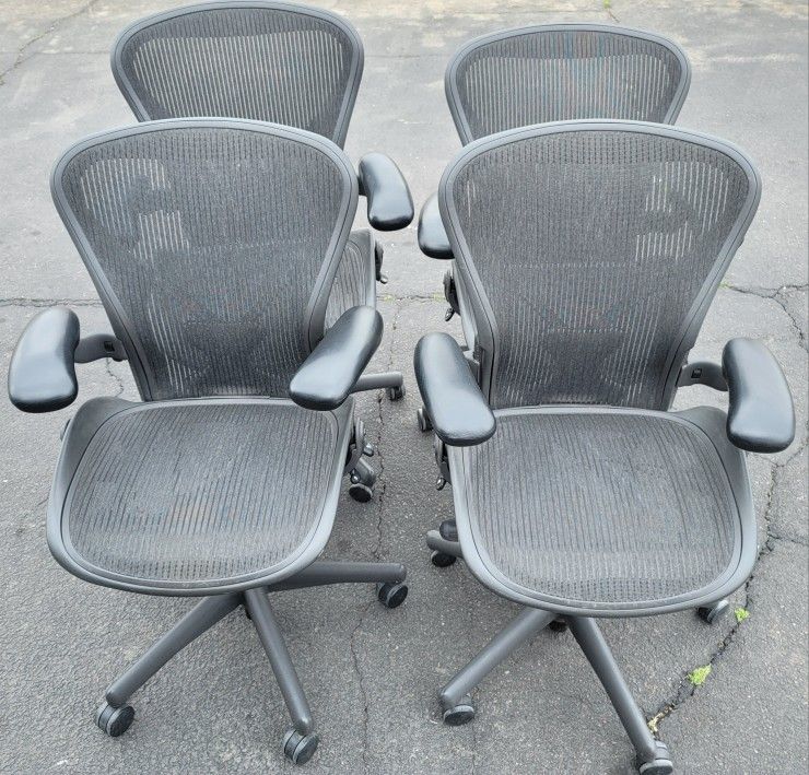 Herman Miller Aeron Office Desk Chairs