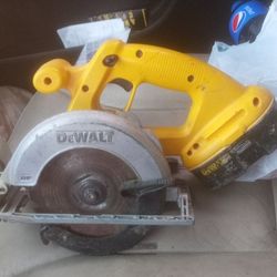 Dewalt Saw