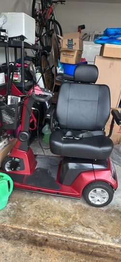 Pride Mobility Victory 10.2 4-Wheel Scooter