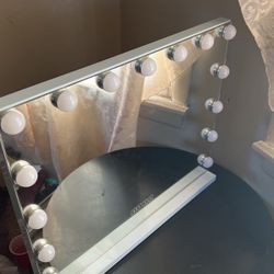 Mirror 