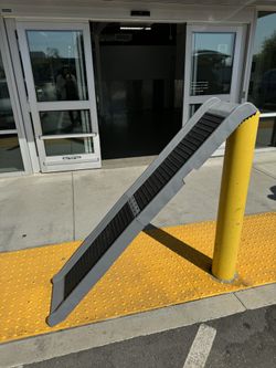 Ladder for dogs