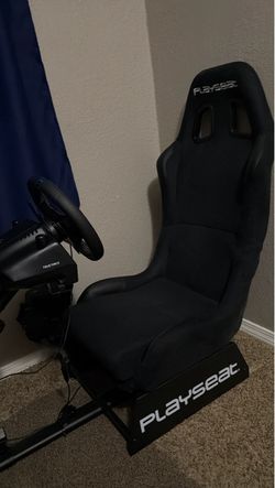Logitech G923 (Playseat)