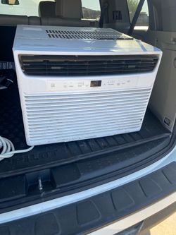 Room A/C 12,100 BTU