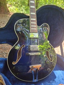 Ibanez Artcore Semi-Hollow Electric Guitar